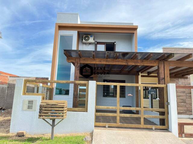 #142 - Casa para Venda em Imbé - RS